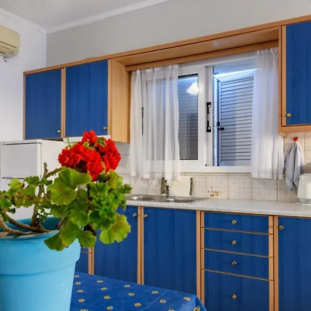 Apartament Tolis Aparts