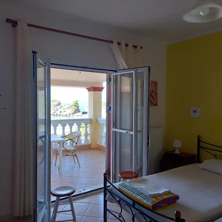 Tolis Aparts Apartament *