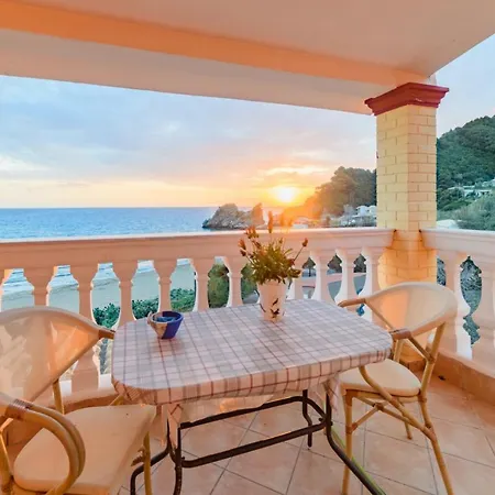 Appartement Tolis Aparts *