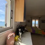 Tolis Aparts Пелекас
